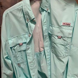 Turquoise pfg Columbia fishing shirt